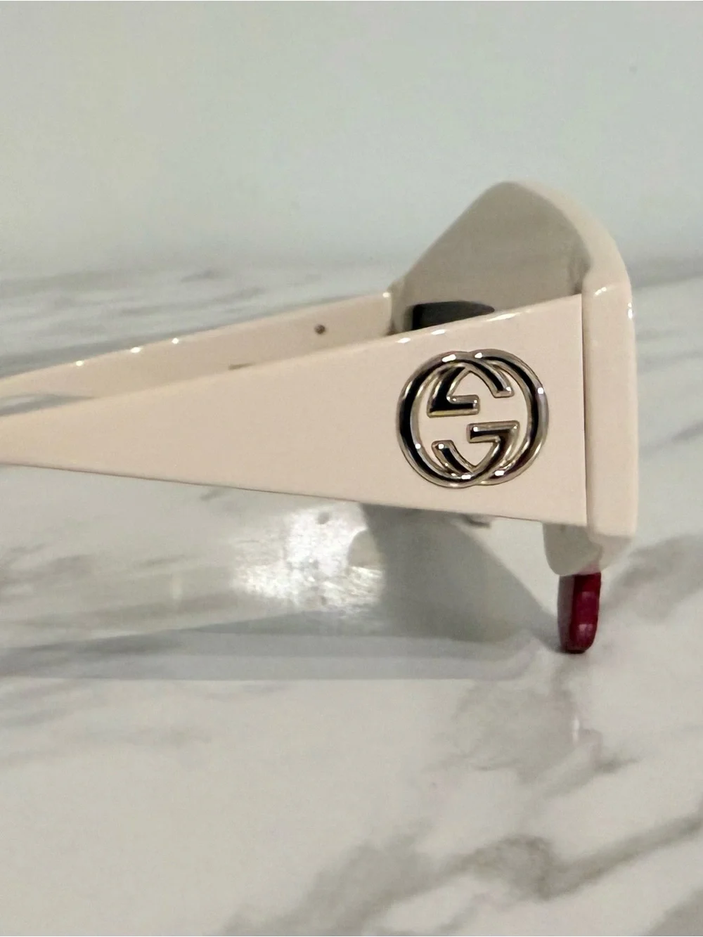 GUCCI RUNWAY SUNGLASSES GG0359S CREAM CRYSTAL ACCENT 100% Authentic